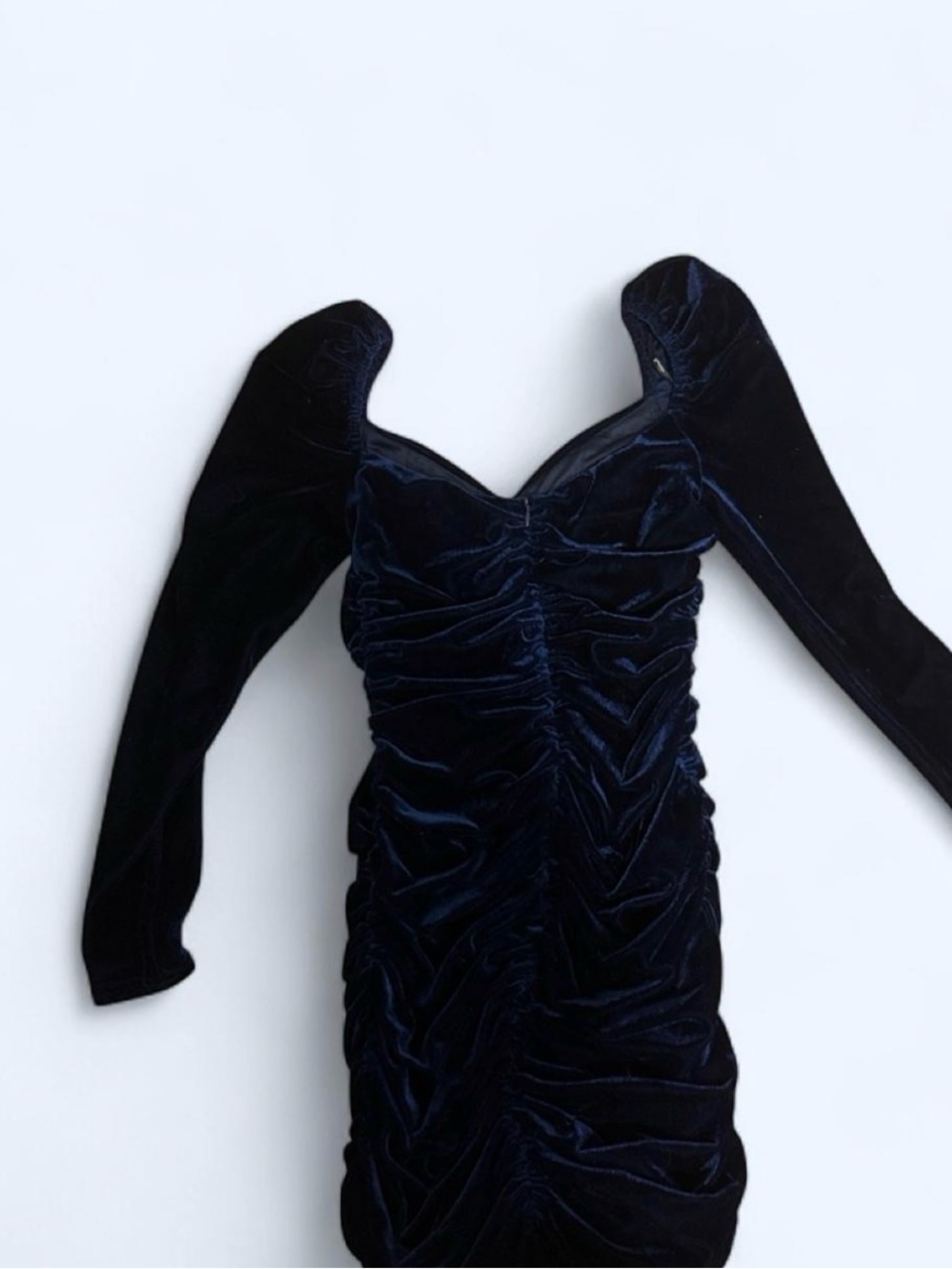Blue Velvet - Picture 4 of 5